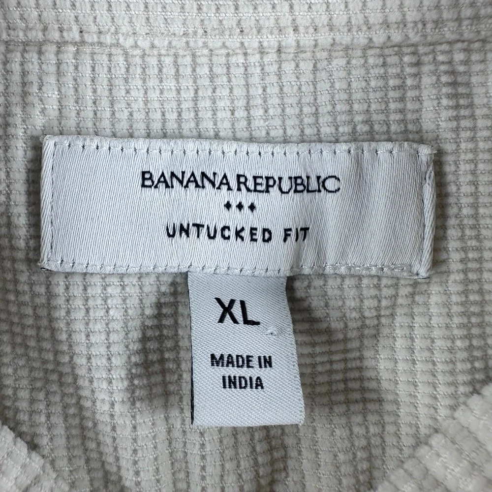 Banana Republic Corduroy Shirt Mens XL Extra Large Cream Untucked Fit Fine Wale